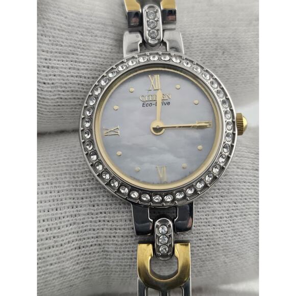 Solar Citizen EcoDrive Ladies Mother Of Pearl Dial Watch Crystal Bezel Mint Runs - Picture 1 of 16